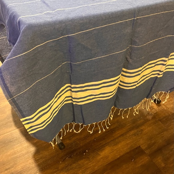 Cotton Tablecloth w/fringe  70”x38” Rectangular - Picture 2 of 2